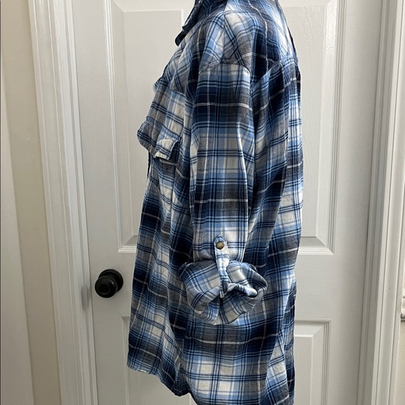 JACHS Girlfriend Blue Plaid Casual Button-Down Shirt - Picture 6 of 8